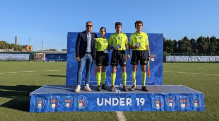 Home - 15 - AIA – Sezione di Lamezia Terme Davide Gagliardi e Alessia Ruberto arbitrano la Finale del Campionato di Under 19 Regionale.